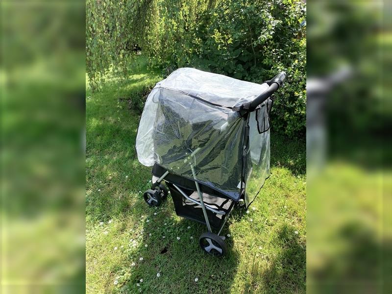 Hundewagen mit Regenschutz